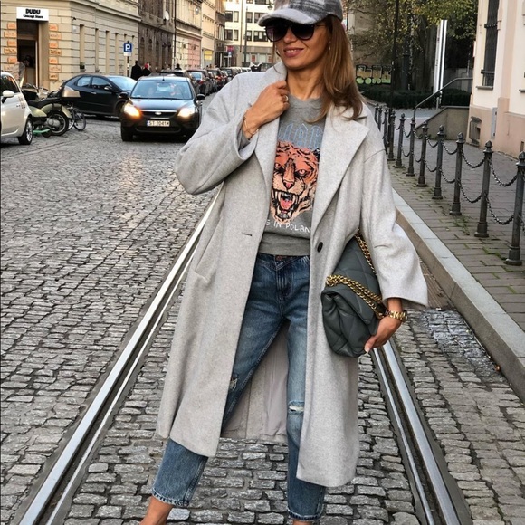 Zara Bloggers fav oversized grey Coat - Picture 5 of 16